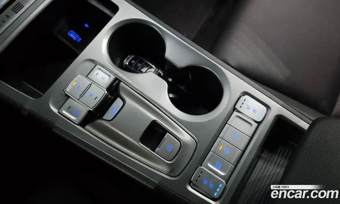 Hyundai Kona 2020 0.2 Автомат в Москве № 8127, фото 9