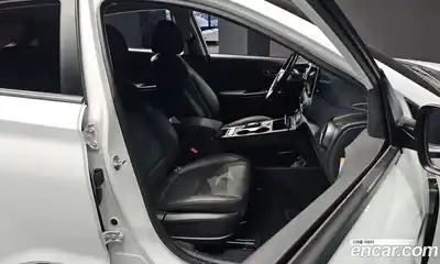 Hyundai Kona 2020 0.2 Автомат в Москве № 8127, миниатюра 10