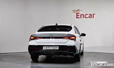 Hyundai Avante 2024 1.6 Автомат в Москве № 8753, миниатюра 3