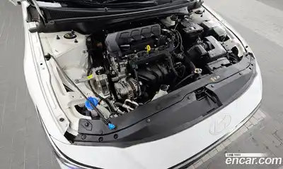 Hyundai Avante 2024 1.6 Автомат в Москве № 8753, миниатюра 5