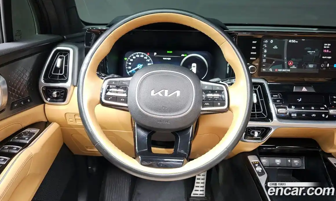 Kia Sorento 2023 1.6 Автомат в Москве № 101237, фото 10