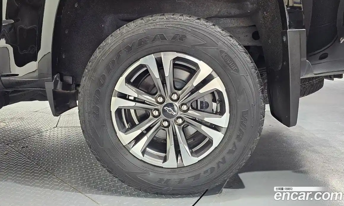 Chevrolet Colorado 2021 3.6 Автомат в Москве № 103697, фото 1