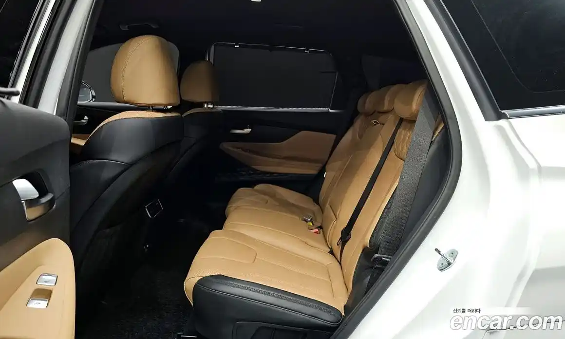 Hyundai Santa Fe 2023 2.5 Автомат в Москве № 110853, фото 12