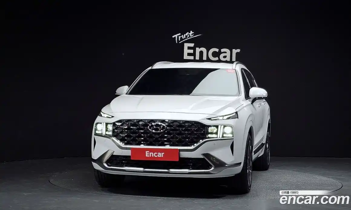 Hyundai Santa Fe 2023 2.5 Автомат в Москве № 110853, фото 3