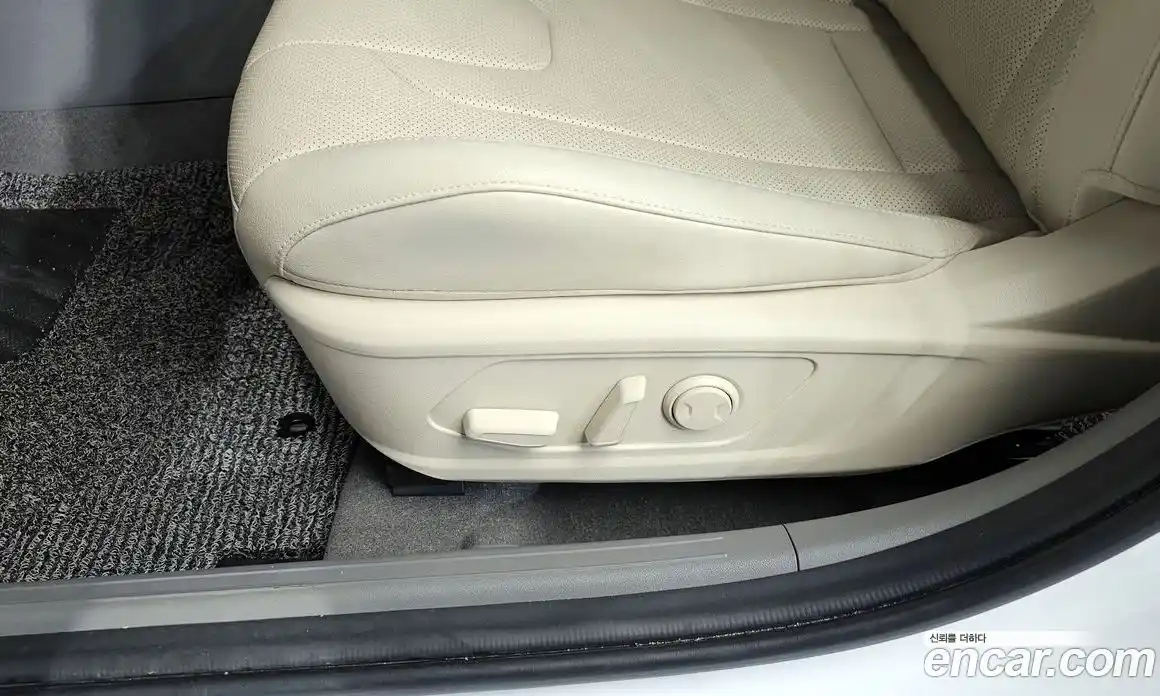 Hyundai Avante 2024 1.6 Автомат в Москве № 111427, фото 16