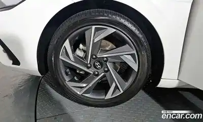 Hyundai Avante 2024 1.6 Автомат в Москве № 111427, миниатюра 4