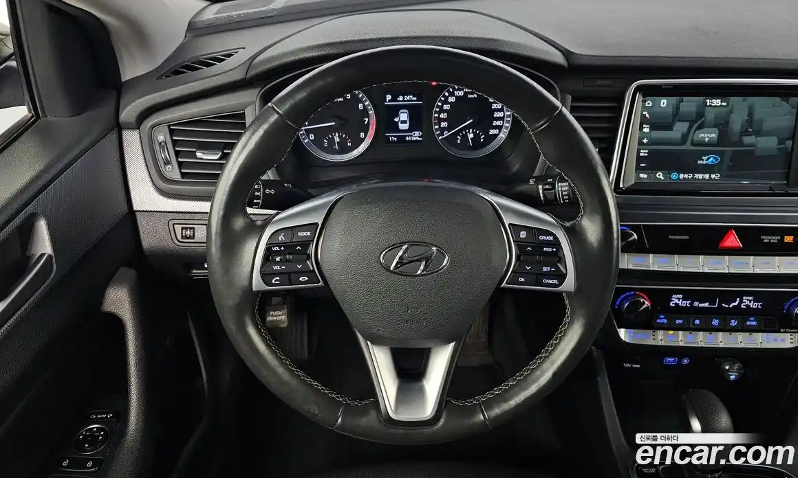 Hyundai Sonata 2019 2.0 Автомат в Москве № 113164, фото 14