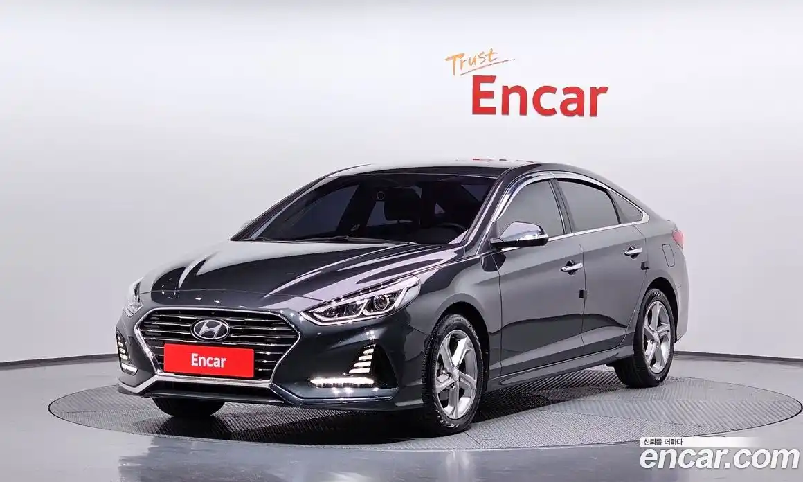 Hyundai Sonata 2019 2.0 Автомат в Москве № 113164, фото 17