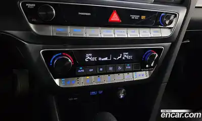 Hyundai Sonata 2019 2.0 Автомат в Москве № 113164, миниатюра 9