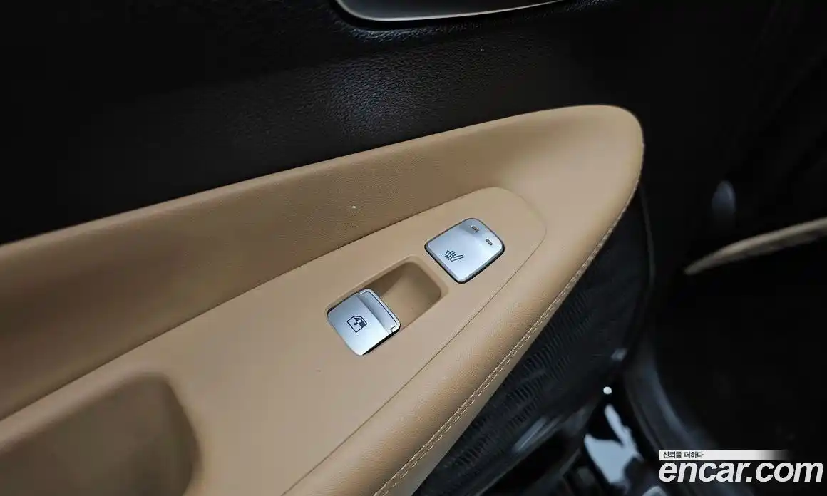 Hyundai Santa Fe 2022 1.6 Автомат в Москве № 113360, фото 11