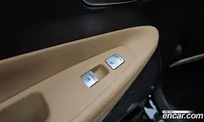 Hyundai Santa Fe 2022 1.6 Автомат в Москве № 113360, миниатюра 11