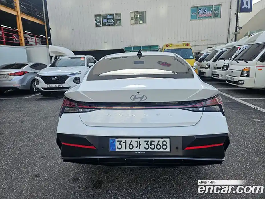 Hyundai Avante 2026 1.6 Автомат в Москве № 119300, фото 5