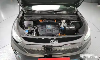 Kia Niro 2021 0.2 Автомат в Москве № 120249, миниатюра 6