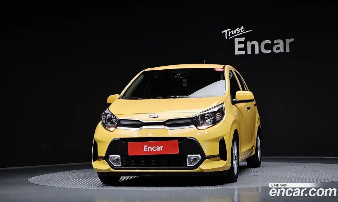 Kia Morning 2021 1.0 Автомат в Москве № 120597, фото 1