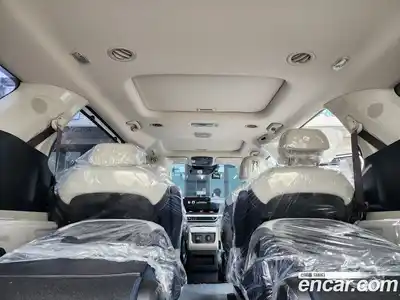 Kia Canival 2026 1.6 Автомат в Москве № 123235, миниатюра 9