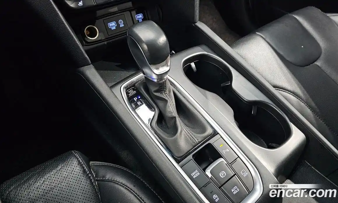 Hyundai Santa Fe 2020 2.0 Автомат в Москве № 126773, фото 11