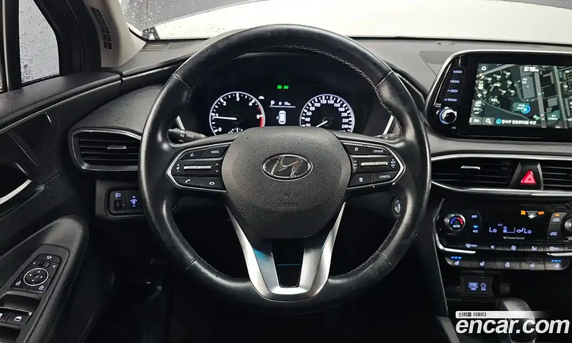 Hyundai Santa Fe 2020 2.0 Автомат в Москве № 126773, фото 19