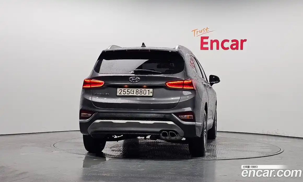 Hyundai Santa Fe 2020 2.0 Автомат в Москве № 126773, фото 4