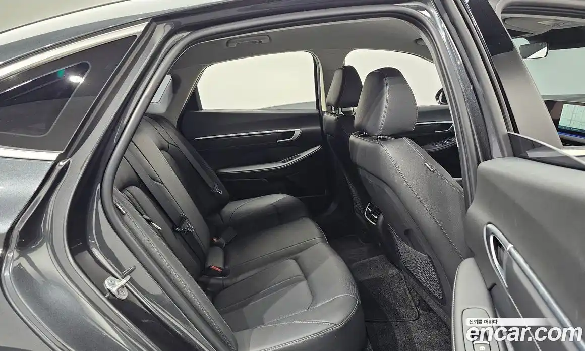 Hyundai Sonata 2024 1.6 Автомат в Москве № 130464, фото 2