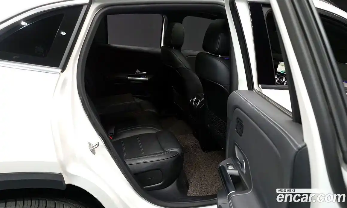 Mercedes-Benz EQA 2022 0.2 Автомат в Москве № 137957, фото 12