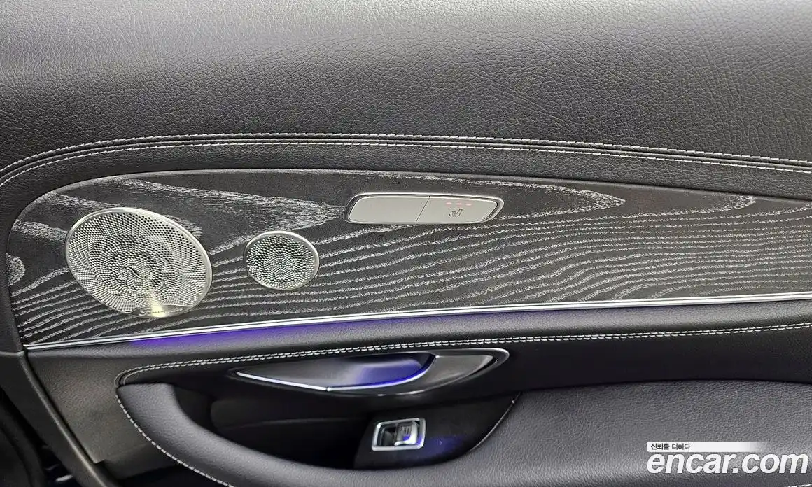 Mercedes-Benz E-Class 2022 2.0 Автомат в Москве № 138805, фото 17