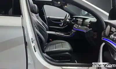 Mercedes-Benz E-Class 2022 1.9 Автомат в Москве № 140383, миниатюра 12