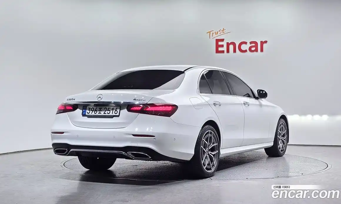 Mercedes-Benz E-Class 2022 1.9 Автомат в Москве № 140383, фото 18