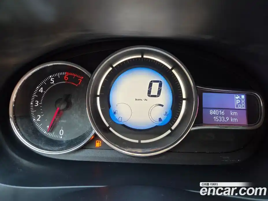 Renault SM3 2015 1.6 Автомат в Москве № 144607, фото 13