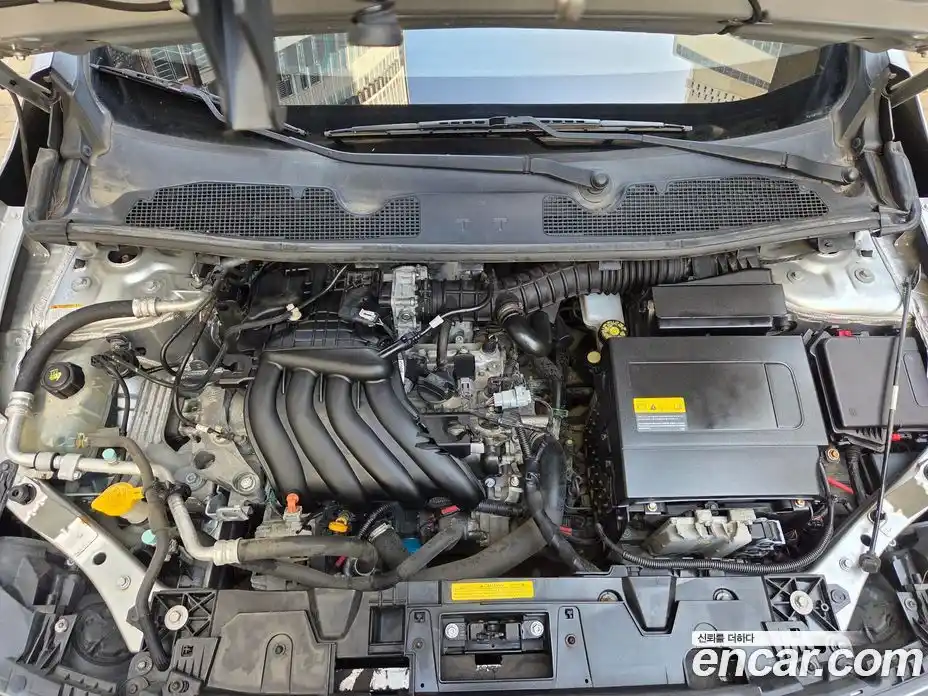 Renault SM3 2015 1.6 Автомат в Москве № 144607, фото 19