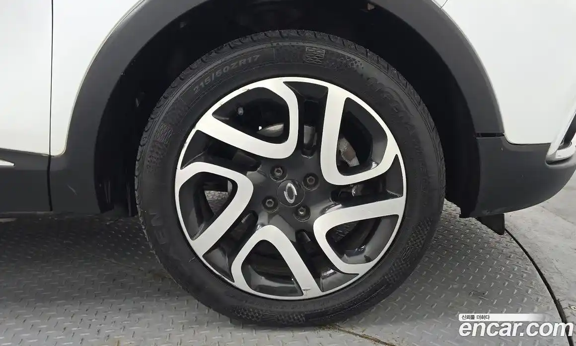 Renault QM3 2017 1.5 Автомат в Москве № 148395, фото 11