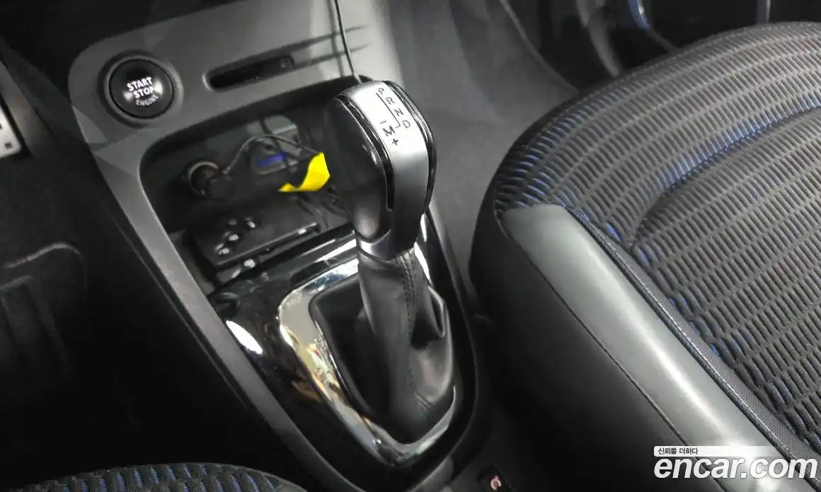 Renault QM3 2017 1.5 Автомат в Москве № 148395, фото 14