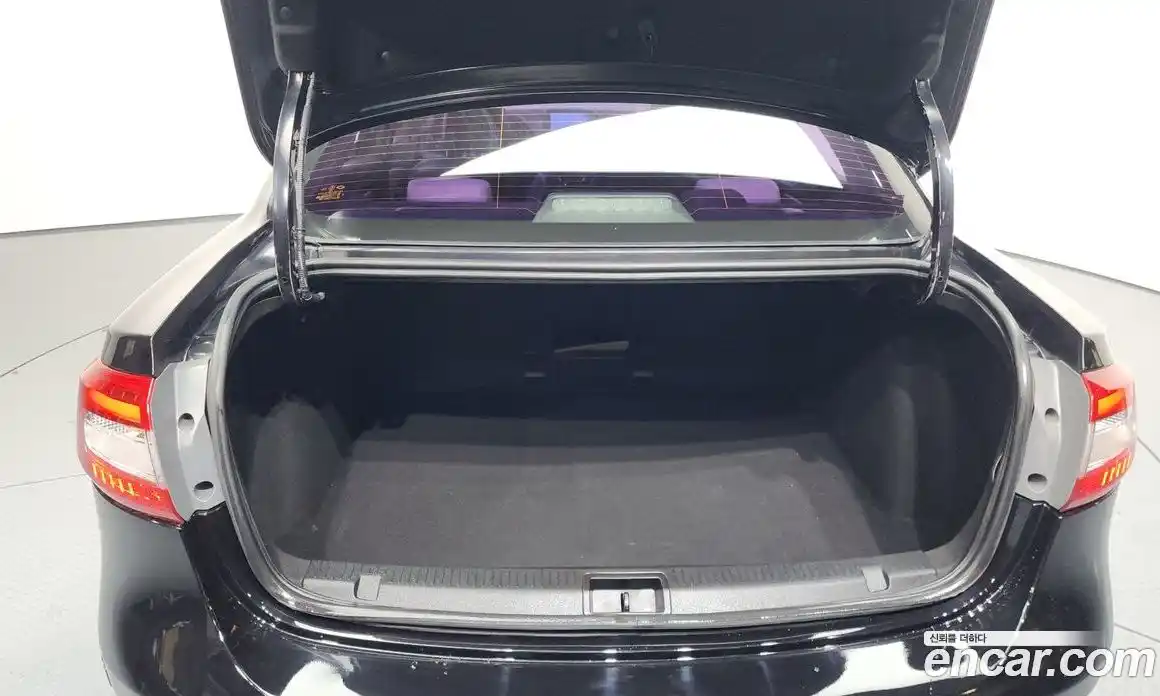 Renault SM3 2017 1.6 Автомат в Москве № 148504, фото 14