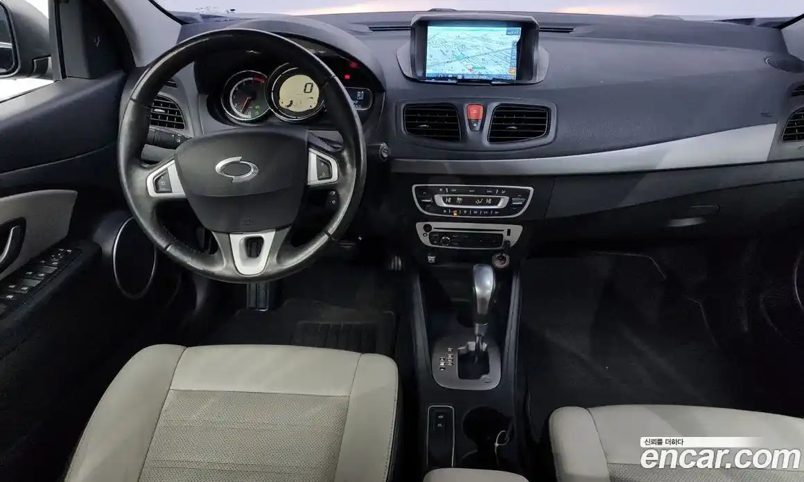 Renault SM3 2017 1.6 Автомат в Москве № 148504, фото 18