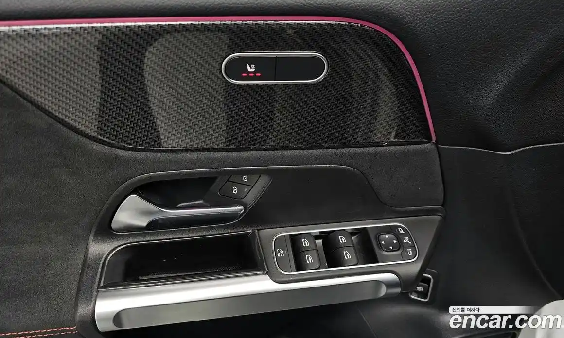 Mercedes-Benz GLB-Class 2022 2.0 Автомат в Москве № 150657, фото 18