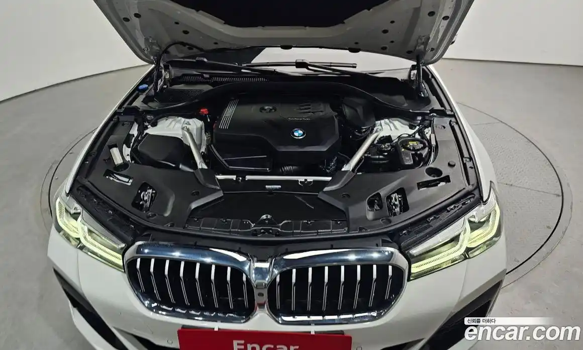 BMW 5-Series 2023 2.0 Автомат в Москве № 155111, фото 10