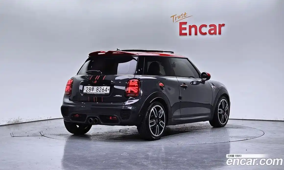 Mini Cooper 2015 2.0 Автомат в Москве № 156248, фото 7