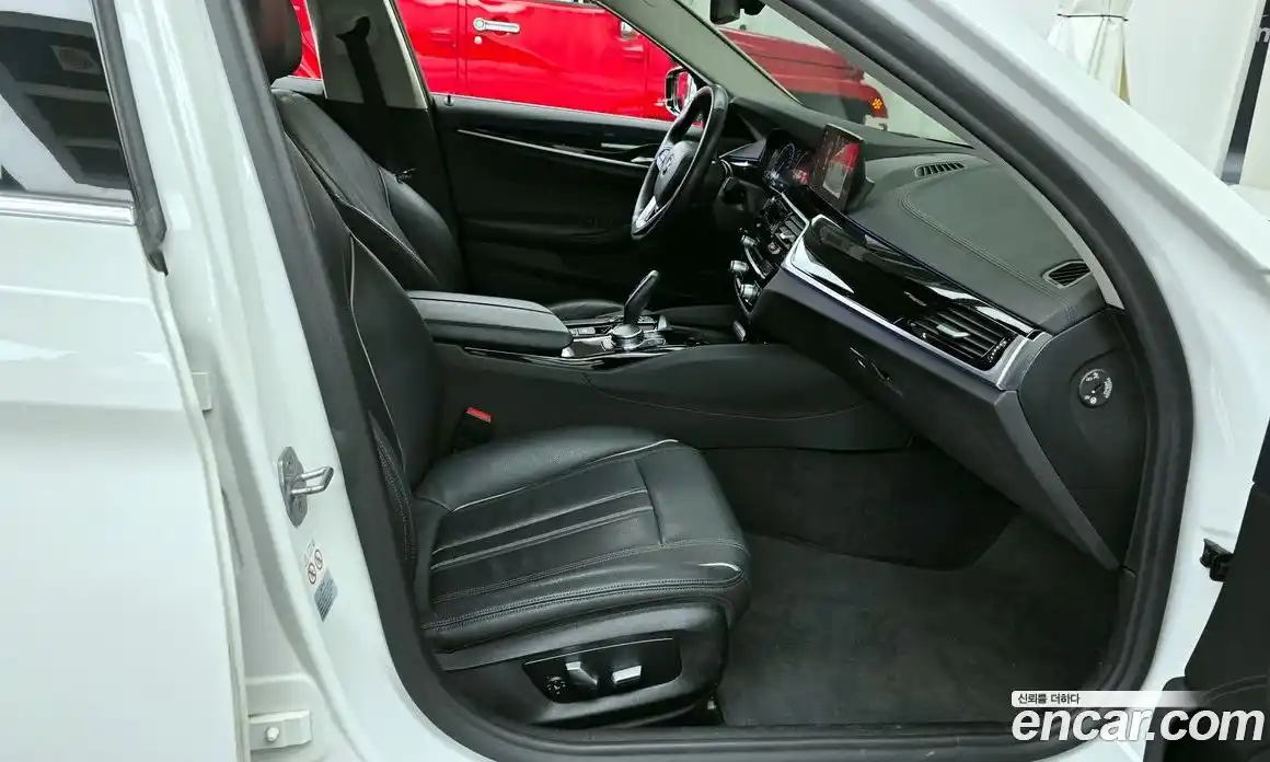 BMW 5-Series 2019 2.0 Автомат в Москве № 158998, фото 5