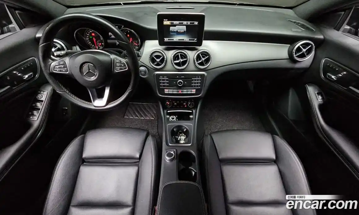 Mercedes-Benz CLA-Class 2017 2.0 Автомат в Москве № 159047, фото 4