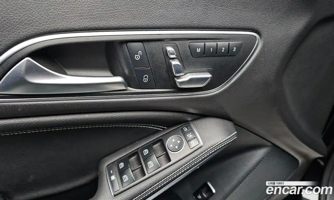 Mercedes-Benz CLA-Class 2017 2.0 Автомат в Москве № 159047, фото 6