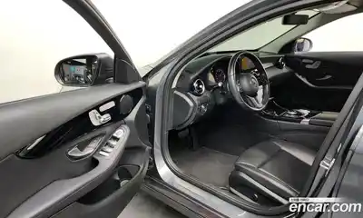 Mercedes-Benz C-Class 2019 2.0 Автомат в Москве № 160457, миниатюра 4