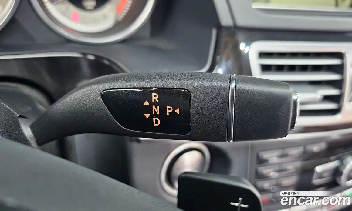 Mercedes-Benz E-Class 2014 3.5 Автомат в Москве № 160693, фото 15