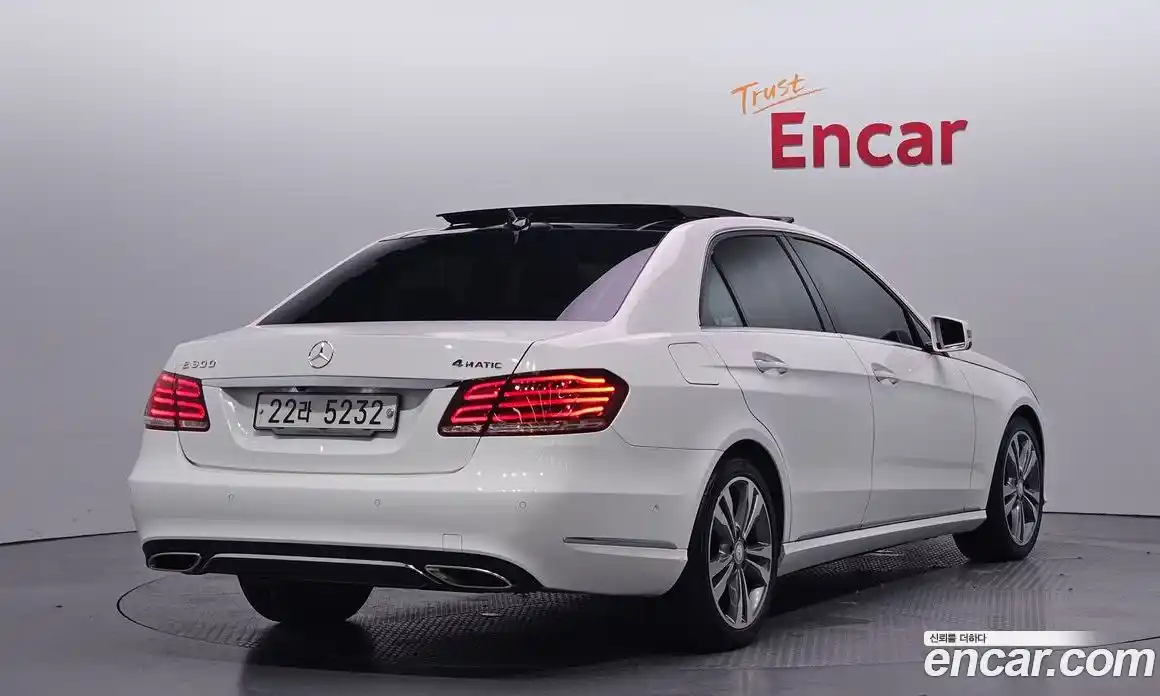 Mercedes-Benz E-Class 2014 3.5 Автомат в Москве № 160693, фото 16