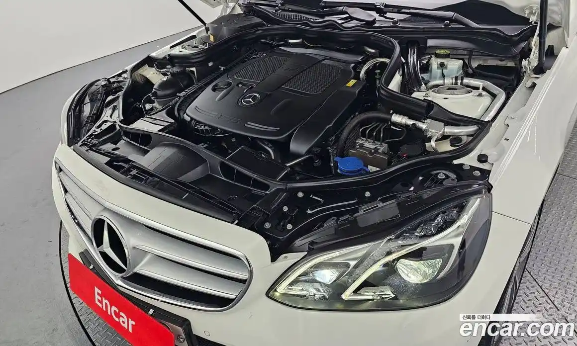 Mercedes-Benz E-Class 2014 3.5 Автомат в Москве № 160693, фото 17