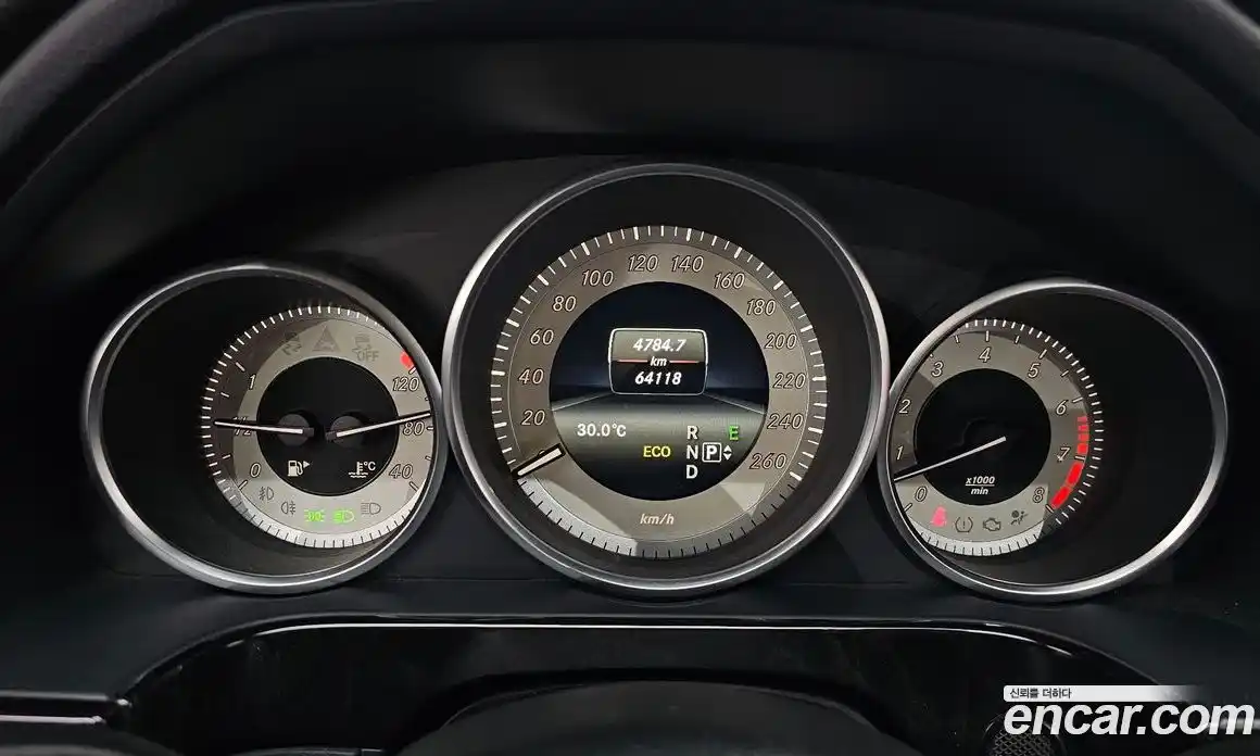 Mercedes-Benz E-Class 2014 3.5 Автомат в Москве № 160693, фото 3