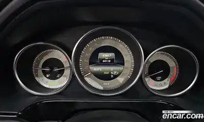 Mercedes-Benz E-Class 2014 3.5 Автомат в Москве № 160693, миниатюра 3