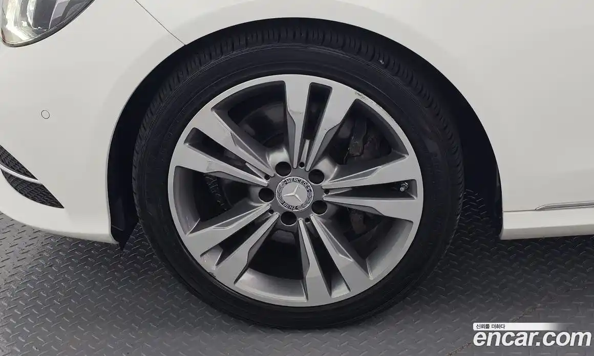 Mercedes-Benz E-Class 2014 3.5 Автомат в Москве № 160693, фото 5