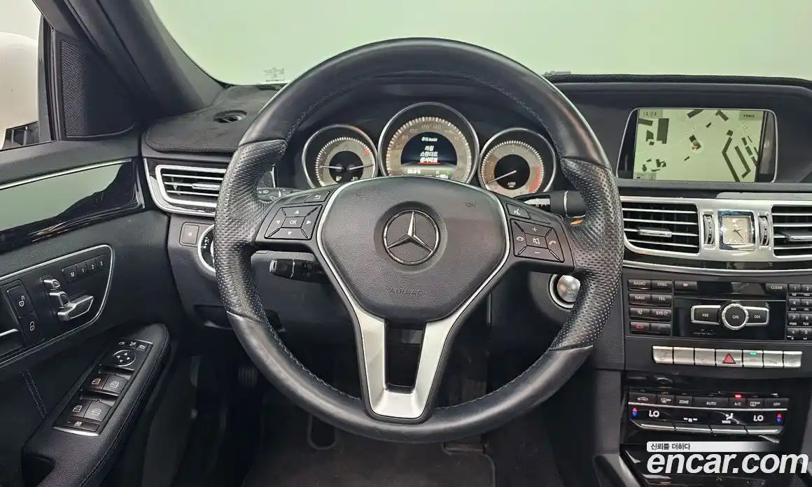 Mercedes-Benz E-Class 2014 3.5 Автомат в Москве № 160693, фото 9