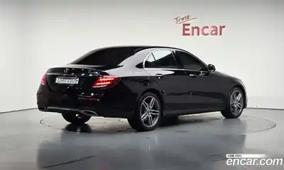 Mercedes-Benz E-Class 2020 2.0 Автомат в Москве № 161306, миниатюра 4