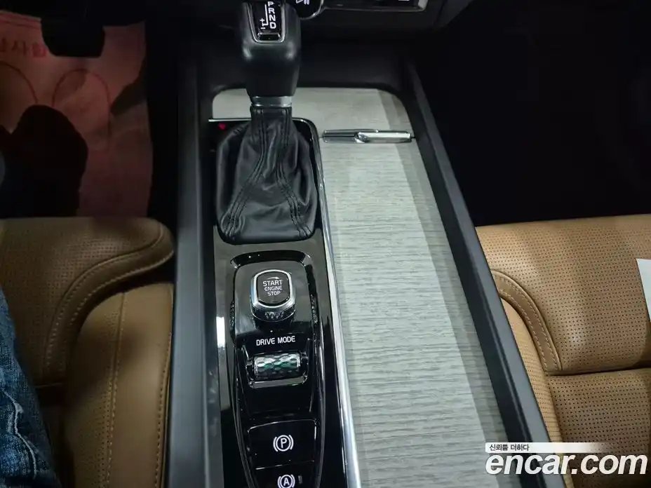 Volvo XC60 2020 2.0 Автомат в Москве № 164834, фото 16