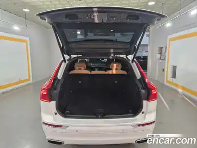 Volvo XC60 2020 2.0 Автомат в Москве № 164834, миниатюра 9